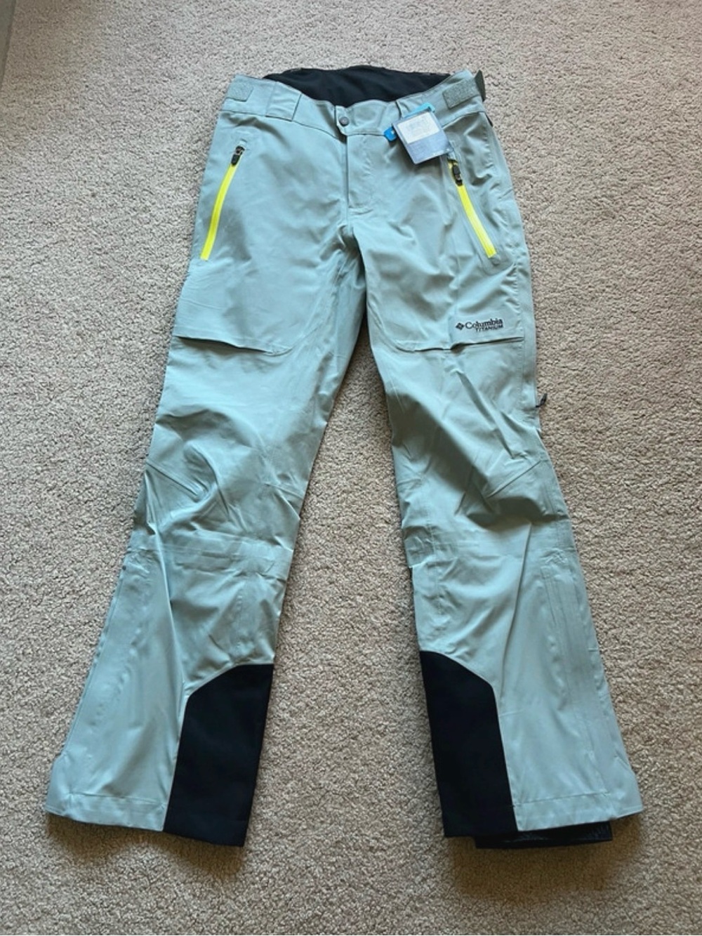 Columbia woman Light Blue Ski Pants with Neon Yellow Zippers size S